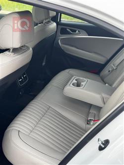 جێنسس G70